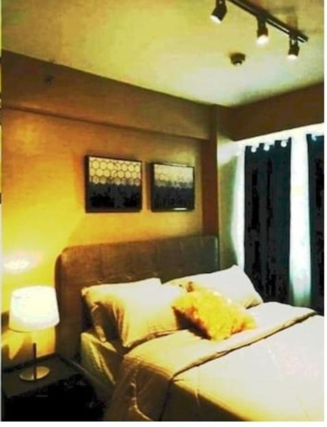 The Lancris Residences, 2 Bedrooms, 1 Bathroom, Living-Room, Kitchen & Pool Is Free Paranaque City Zewnętrze zdjęcie