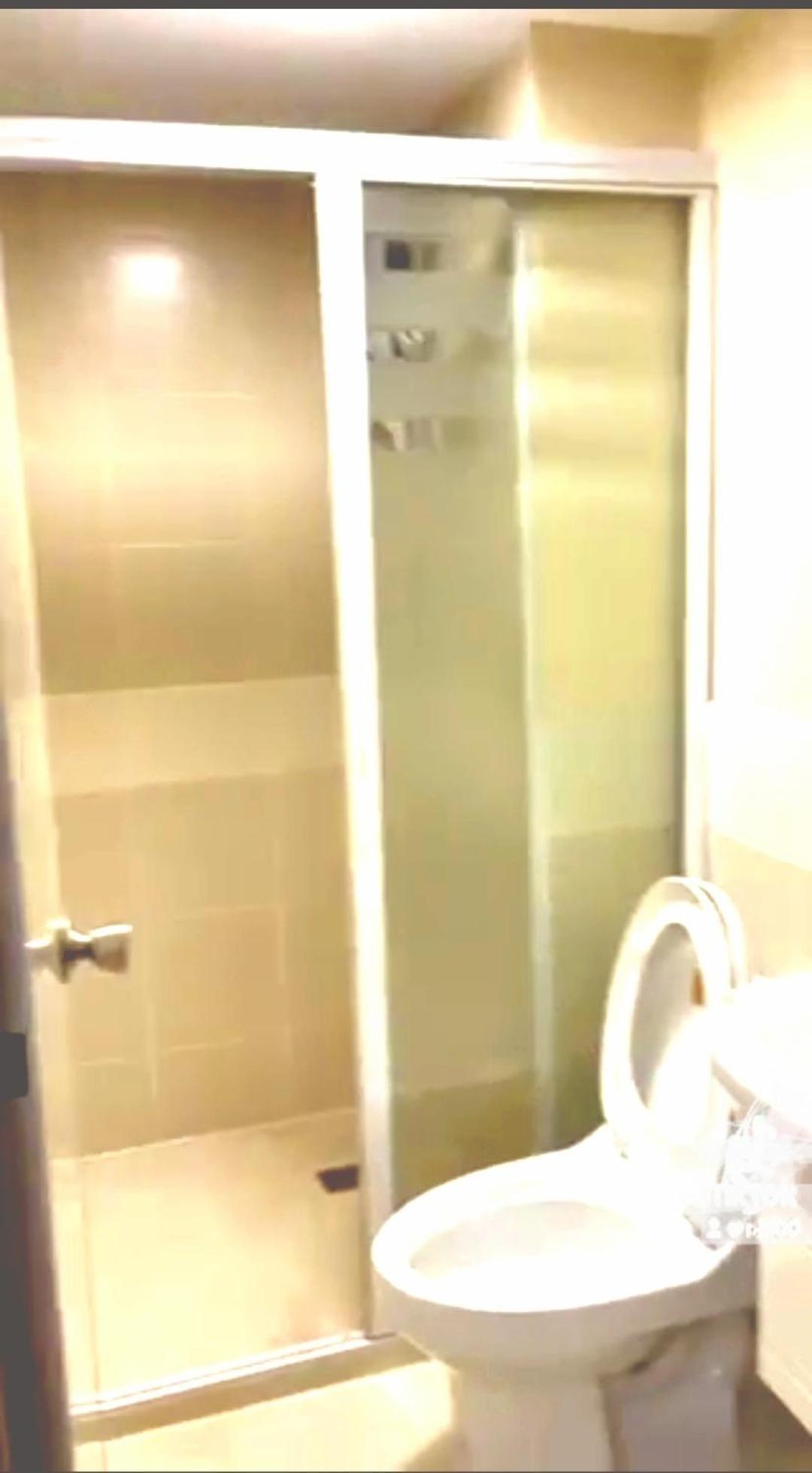 The Lancris Residences, 2 Bedrooms, 1 Bathroom, Living-Room, Kitchen & Pool Is Free Paranaque City Zewnętrze zdjęcie